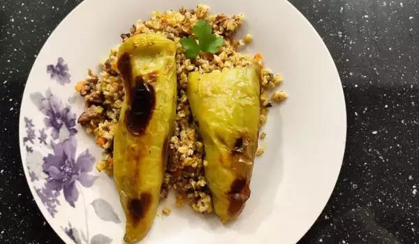 Stuffed Peppers with Bulgur and Minced Meat