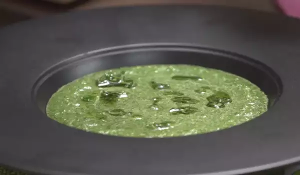 Green Gazpacho with Spinach