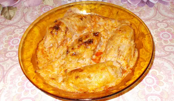 Oven-Baked Sauerkraut Sarma with Sauce