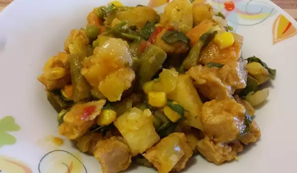 Vegetarian Soy Bites with Potatoes and Vegetables