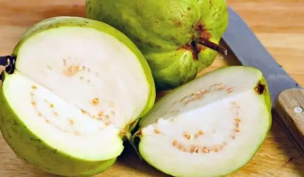 sliced guava