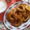 Breaded Onion Rings with Garlic Sauce