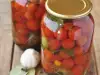 Several Ways to Preserve Cherry Tomatoes for the Winter