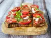 Neapolitan Crostini