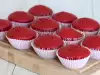 How to Make Red Paint for Cakes?