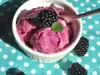 Frozen Yogurt with Blackberries