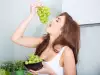 What Happens to Your Body When You Eat Grapes?