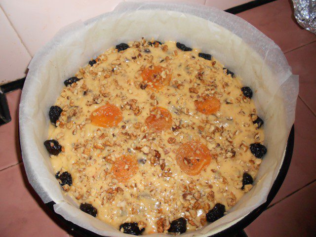 Christmas Cake with Walnuts and Fruits