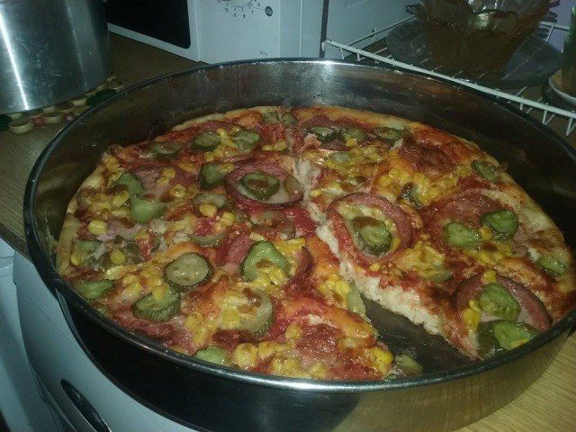 Homemade Pizza without Kneading