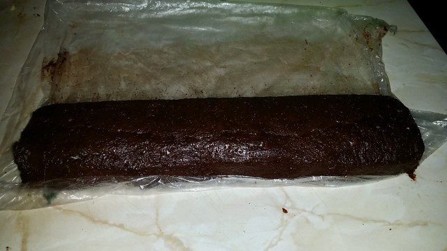 Raw Chocolate Roll with Bounty Coconut Filling