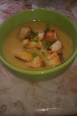 Potato Cream Soup with Carrots