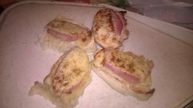 Sandwiches with Cheese and Hamburg Salami