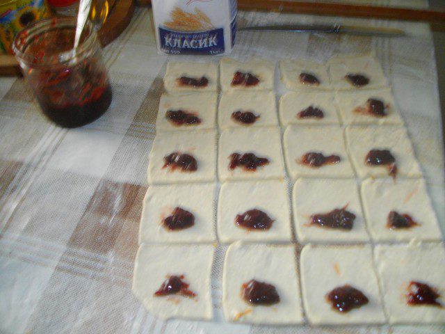 Wine Cookies with Marmalade