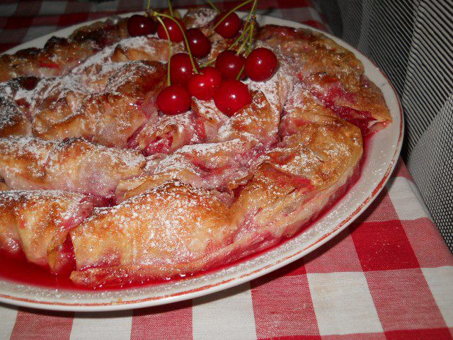 Irresistible Fruit Phyllo Pastry with Sour Cherries