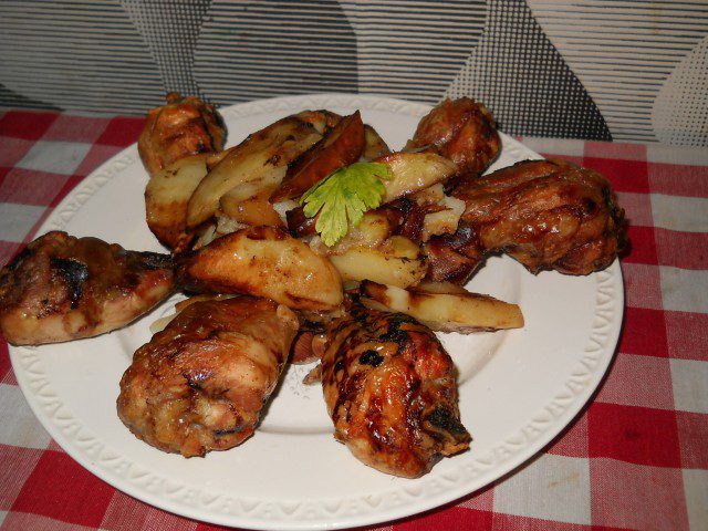 Baked Chicken Legs with Fresh Potatoes