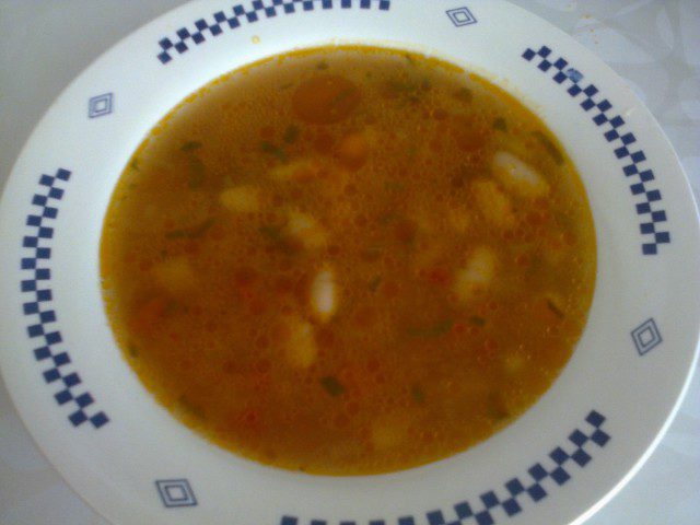 Bean Soup with Onions