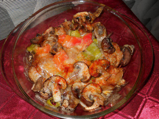 Baked Brown Button Mushrooms with Cheese and Peppers