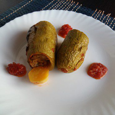 Stuffed Zucchini with Mince and Tomatoes
