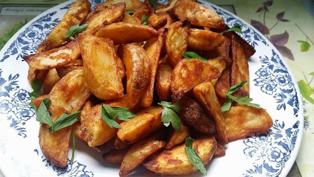 Country-Style Homemade Potatoes