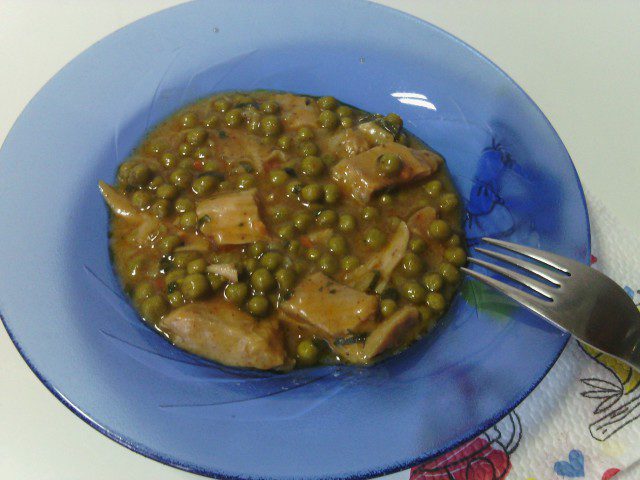Stew with Peas and Chicken