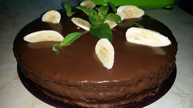 Express Cake with Chocolate and Bananas