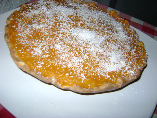 Pumpkin Pie with Ginger and Cinnamon