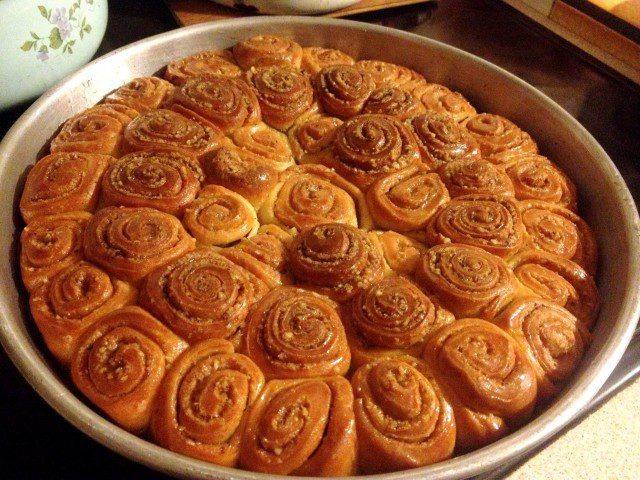 Charming Syrupy Rosettes