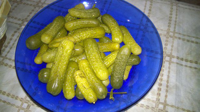 Homemade Jarred Pickles