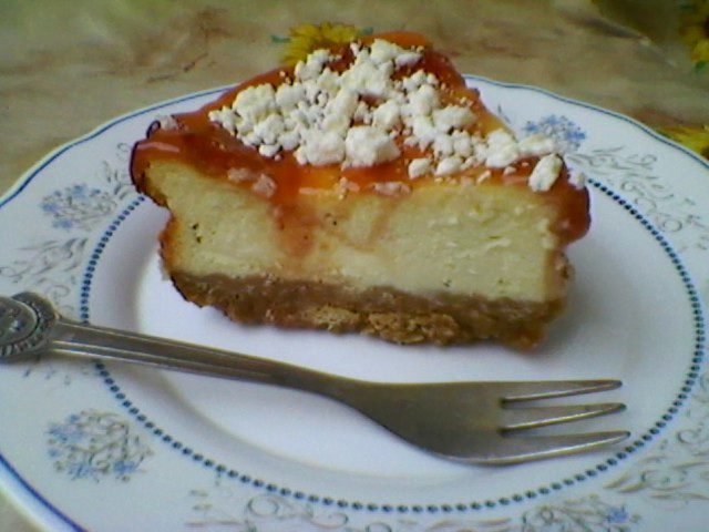 Cake with Cottage Cheese and Biscuits