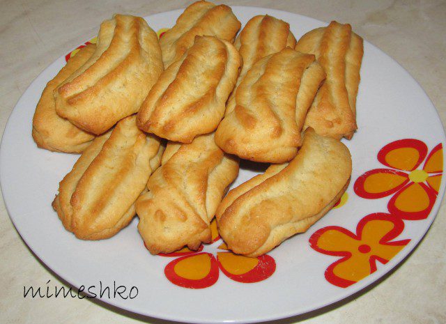Pastry Bag Butter Biscuits