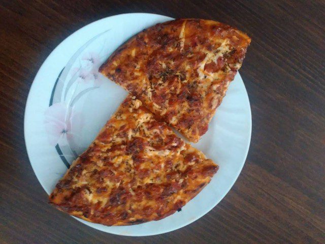 Simple Homemade Pizza