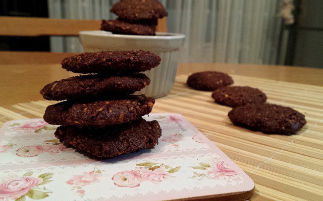 Almond-Cocoa Biscuits