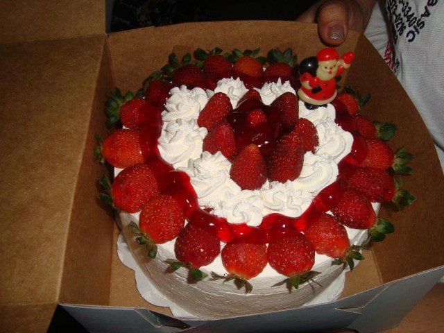 Biscuit Strawberry Cake