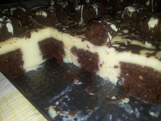 Porous Cake with Cream