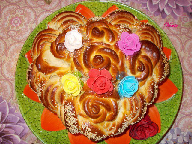Heart Pita with Roses for St. Valentine`s Day