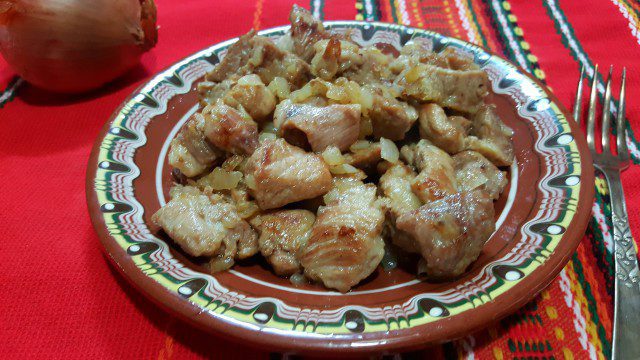 Sauteed Pork with White Wine and Onions