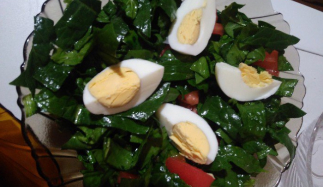 Spinach and Egg Salad