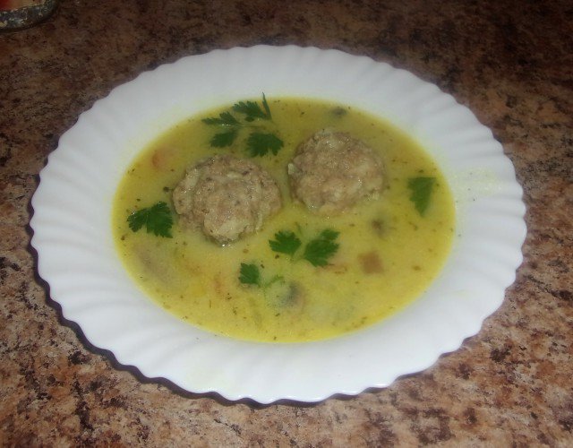 Meatball Fricassee with Parsley