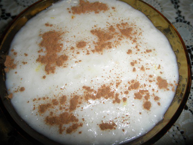 Bulgarian-style Milk and Rice Pudding