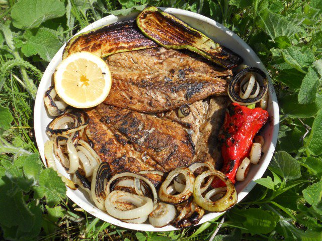 Charcoal Grilled Mackerel with Zucchini and Onions