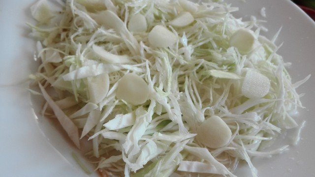 Fresh Cabbage and Garlic Salad