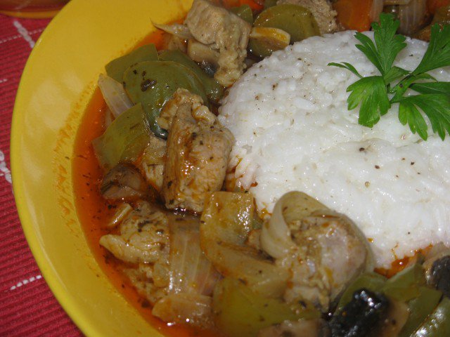 Chicken Kavarma with Rice Garnish