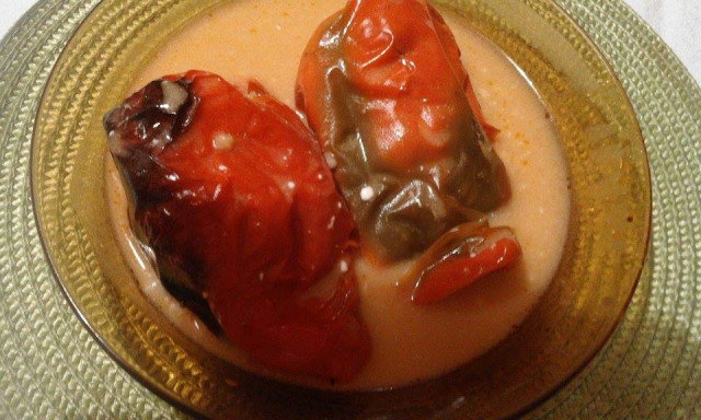 Stuffed Peppers with Sauce