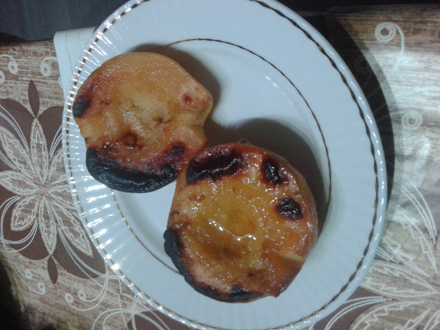 Roasted Quinces with Honey