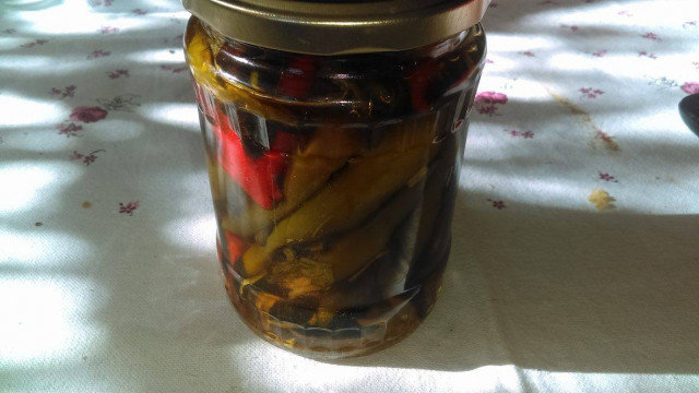 Marinated Popped Hot Peppers