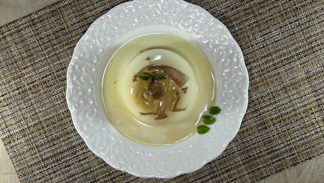 Panna Cotta with Pears and Coffee