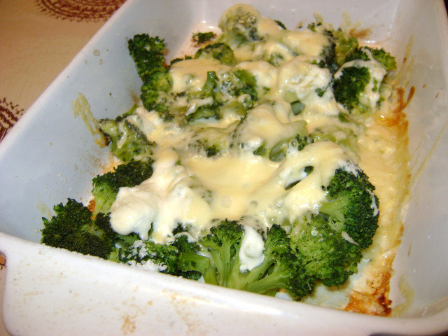 Baked Broccoli with Four Cheeses