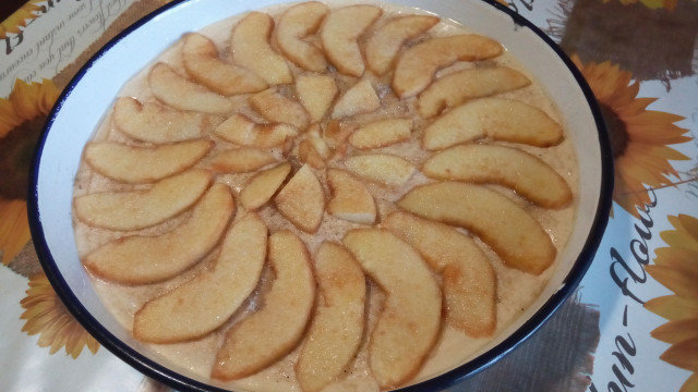 Tasty Cake with Quinces