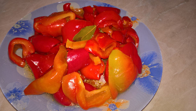 Sterilized Bell Peppers