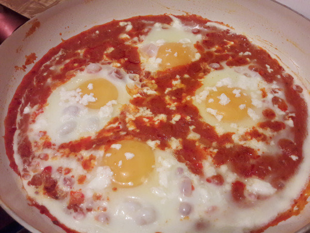 Tasty Eggs with Tomato Sauce